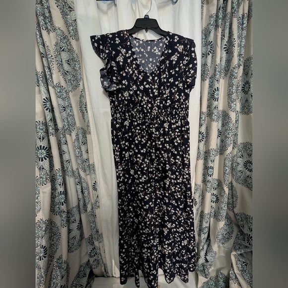 Nemidor Dresses & Skirts - Nemidor Navy Floral Midi Dress